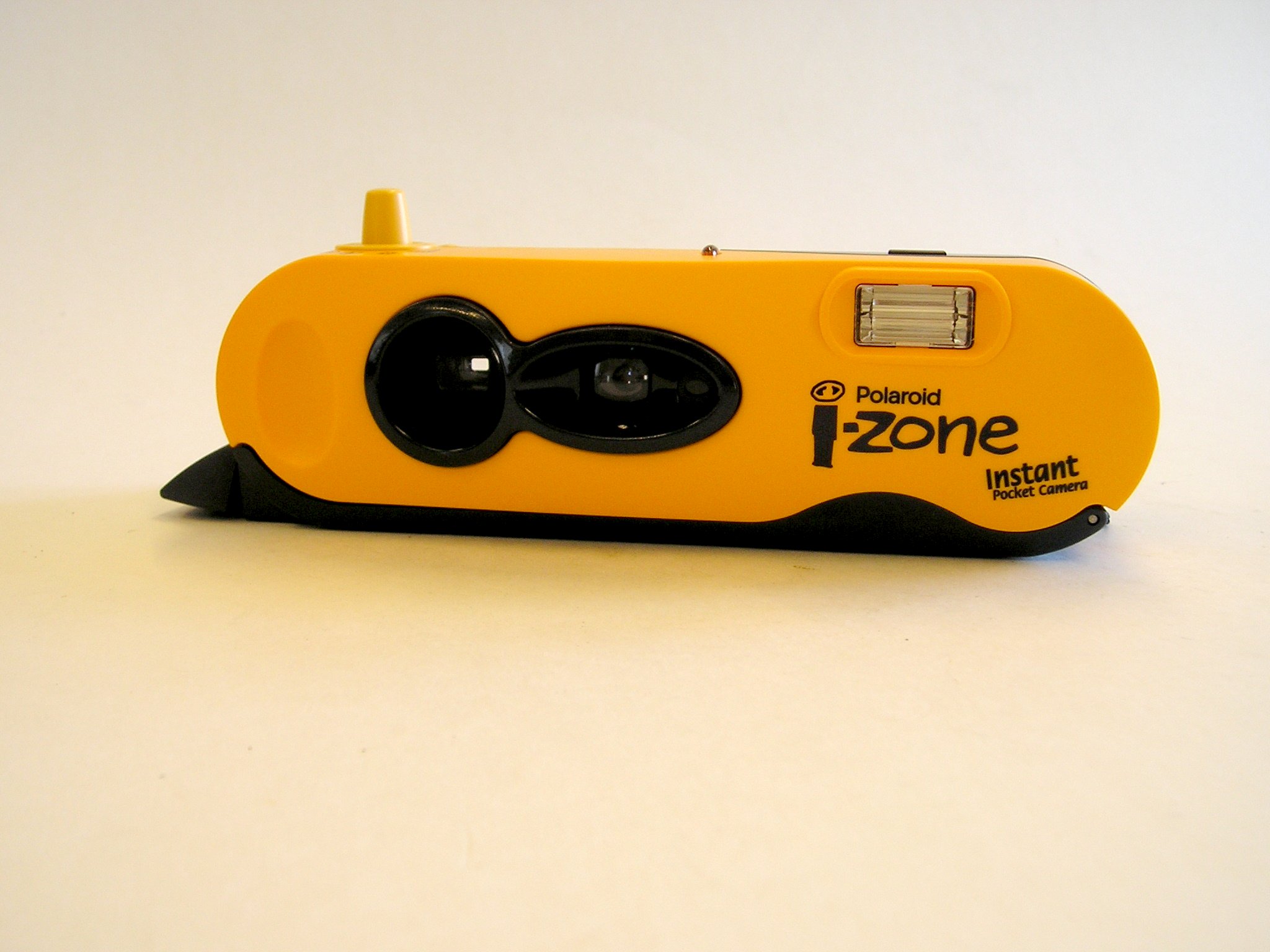 Polaroid i-zone pocket camera
