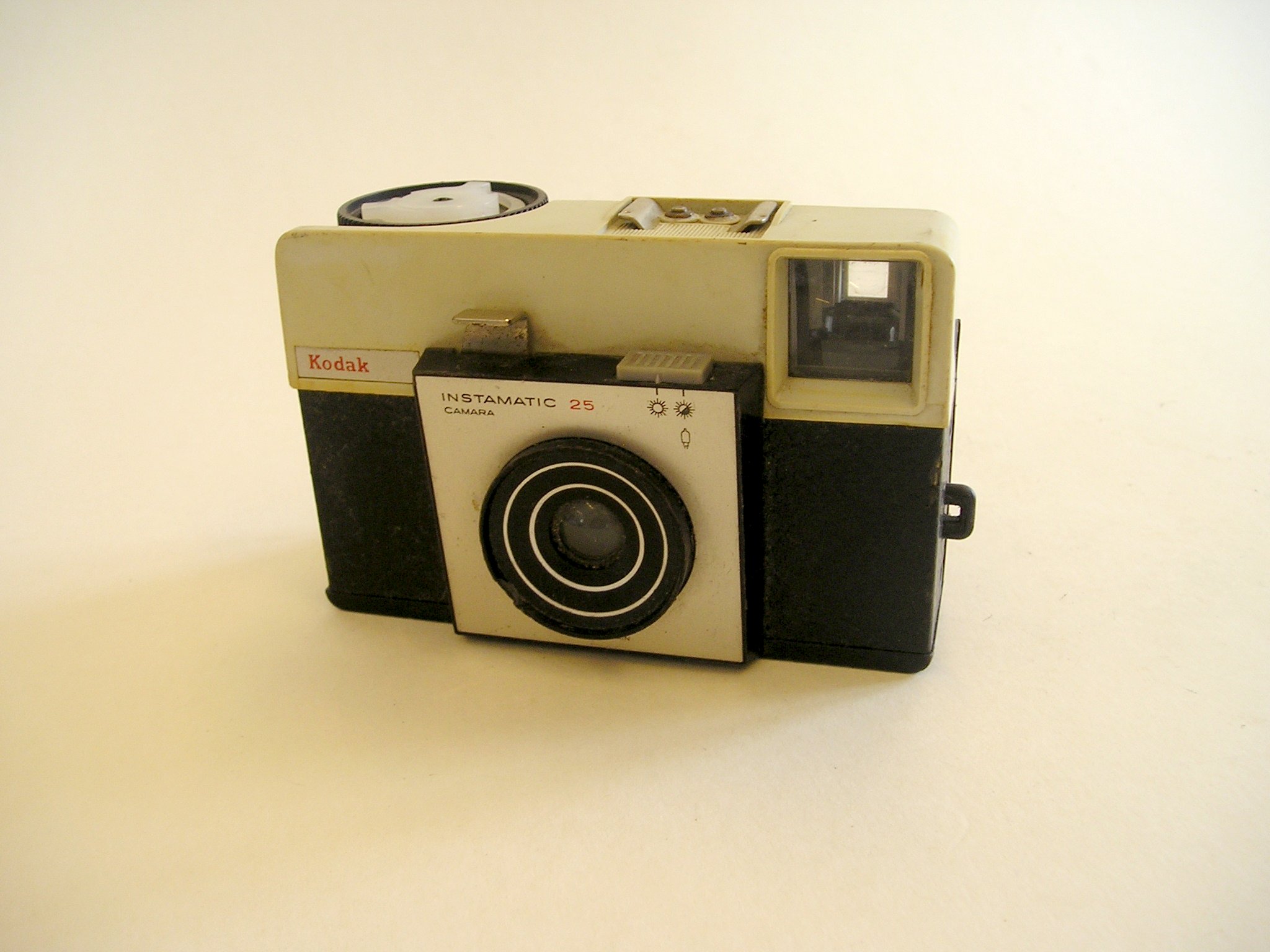 Kodak Instamatic 25