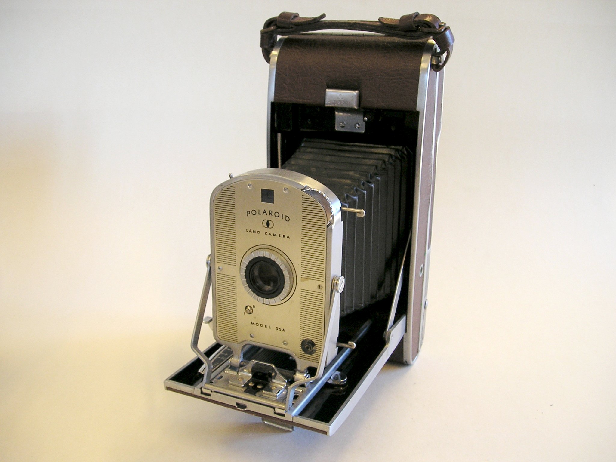 Polaroid 95A