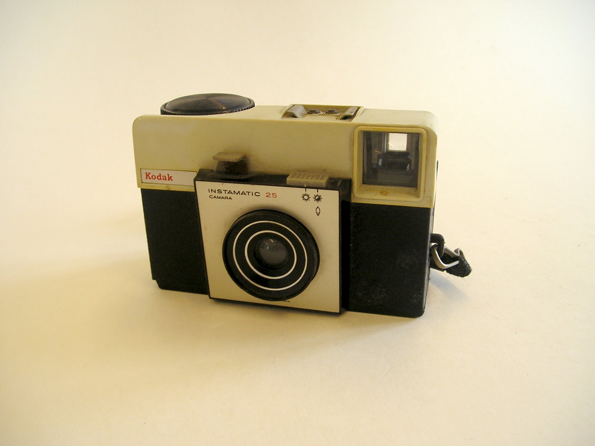 Kodak Instamatic 25