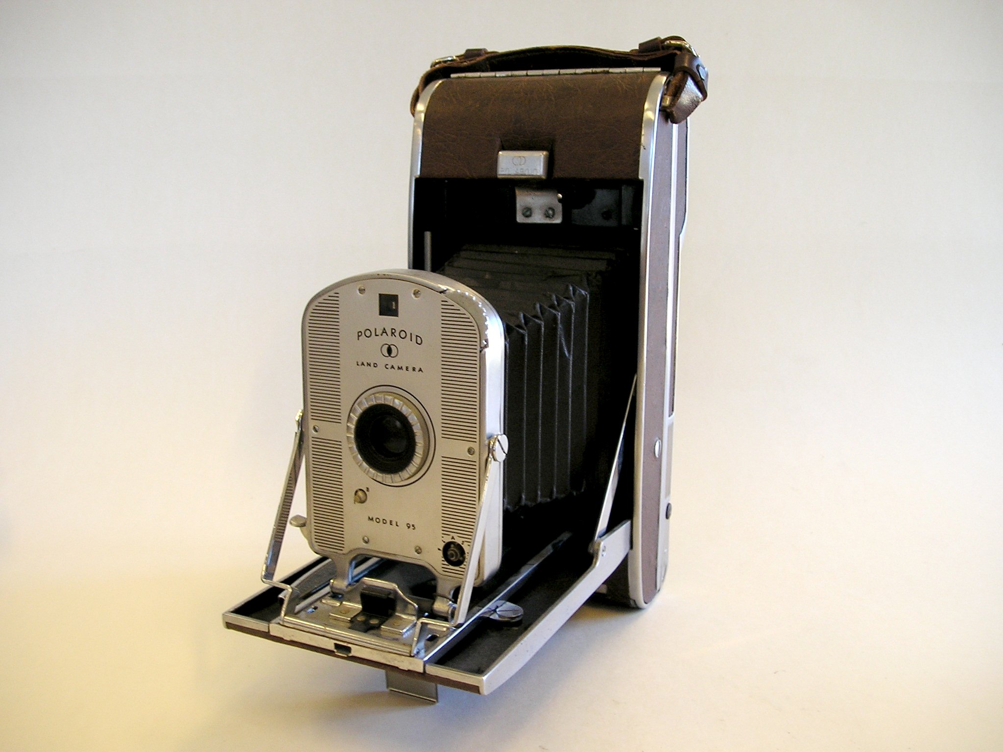 Polaroid 95