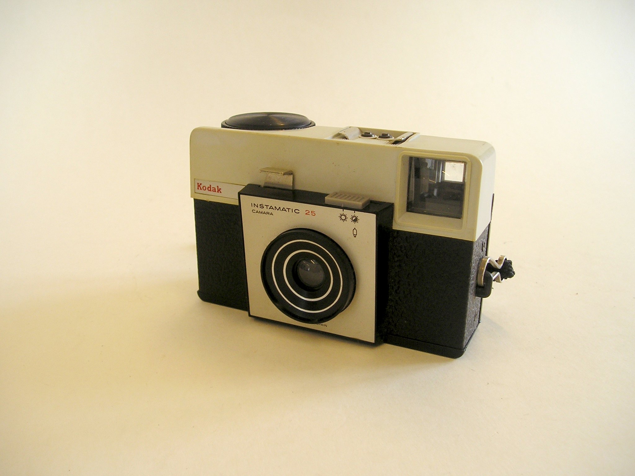 Kodak Instamatic 25